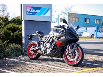 GSX-8 R