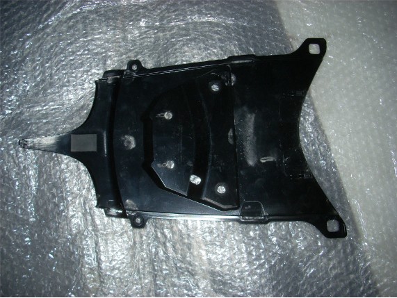 63112-14J00-000, Heckinnenverkleidung GSX-R600/750