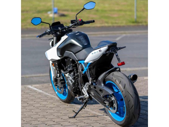 Suzuki GSX-8 S, 0010390