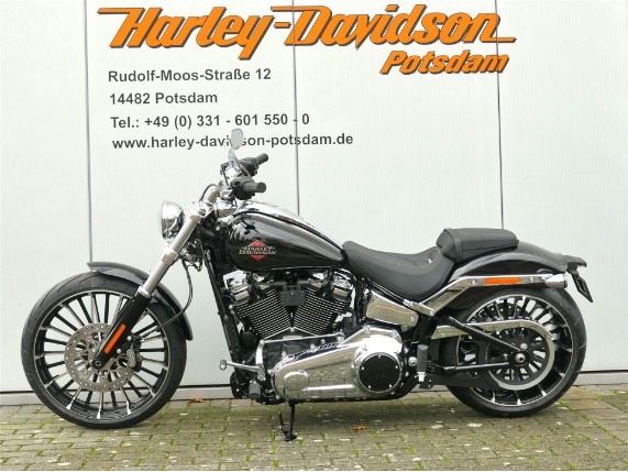 HARLEY DAVIDSON BREAKOUT 117, 0009611