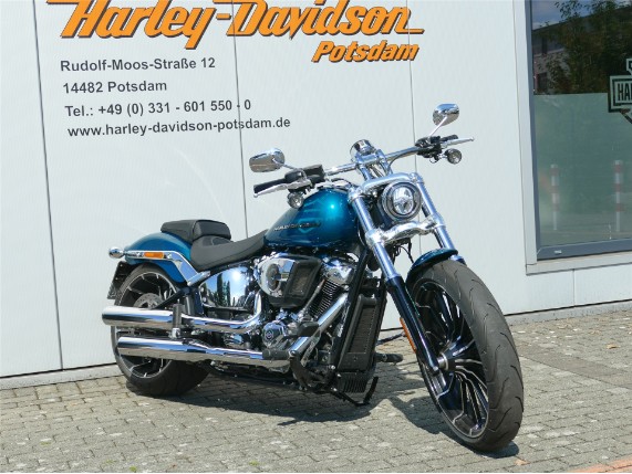 HARLEY DAVIDSON BREAKOUT 117, 0009747