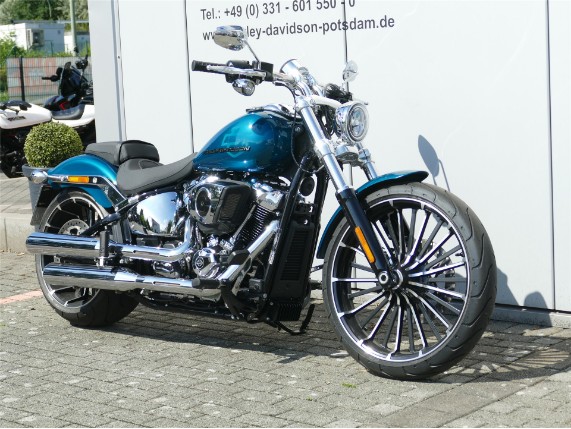 HARLEY DAVIDSON BREAKOUT 117, 0009747