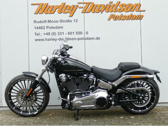 HARLEY DAVIDSON BREAKOUT 117, 0009793