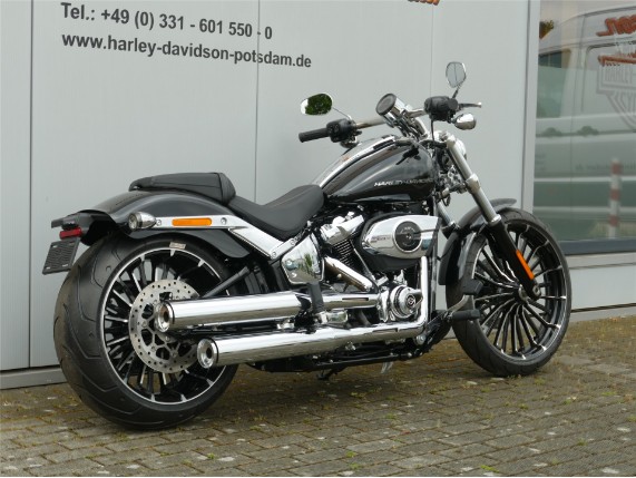 HARLEY DAVIDSON BREAKOUT 117, 0009793