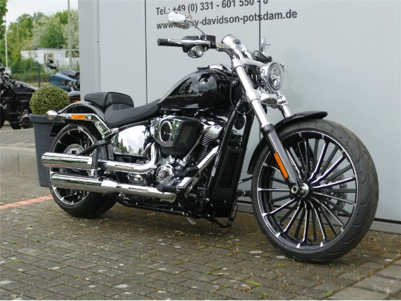 HARLEY DAVIDSON BREAKOUT 117, 0009793