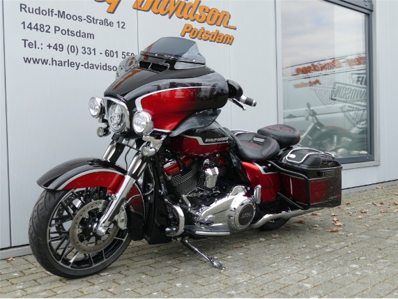Harley-Davidson CVO STREET GLIDE, 0008773