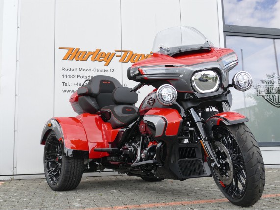 HARLEY-DAVIDSON CVO STREET GLIDE 3 LIMITED, 0010018