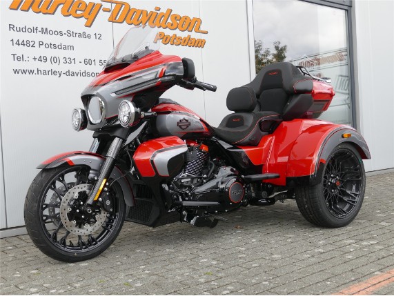 HARLEY-DAVIDSON CVO STREET GLIDE 3 LIMITED, 0010018