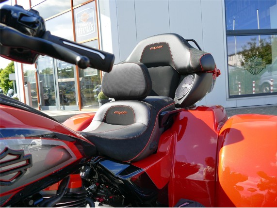 HARLEY-DAVIDSON CVO STREET GLIDE 3 LIMITED, 0010018