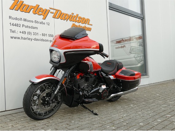 HARLEY-DAVIDSON CVO STREET GLIDE, 5HD1PX645RB958272