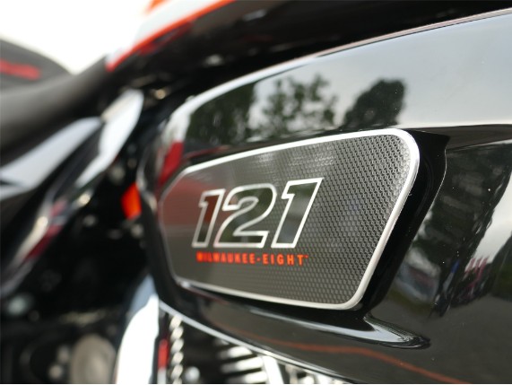 HARLEY-DAVIDSON CVO STREET GLIDE, 5HD1PX645RB958272