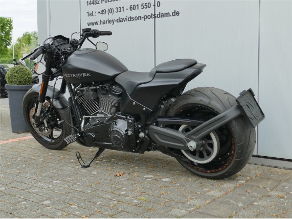 HARLEY-DAVIDSON FXDR 114, 0006737
