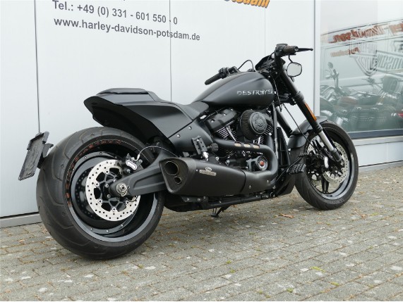 HARLEY-DAVIDSON FXDR 114, 0006737