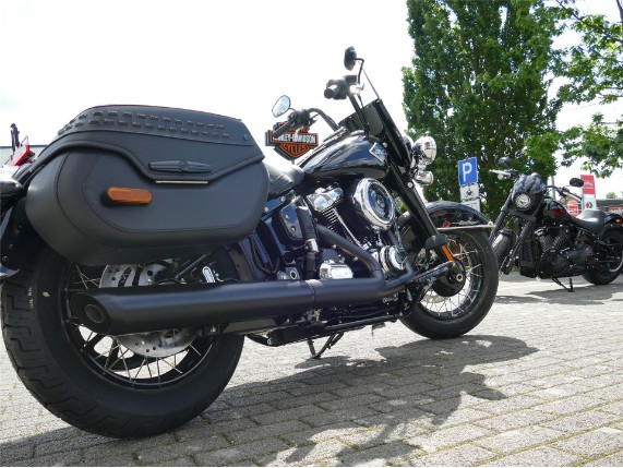 HARLEY-DAVIDSON HERITAGE CLASSIC, 0009879