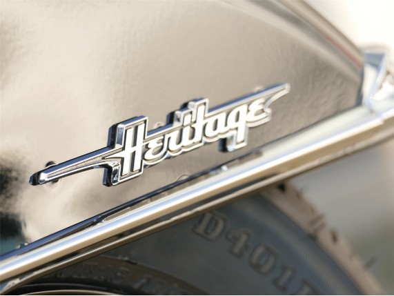 HARLEY-DAVIDSON HERITAGE CLASSIC 114, 0009334