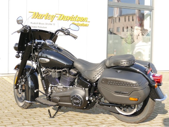 HARLEY-DAVIDSON HERITAGE CLASSIC 114, 0009334
