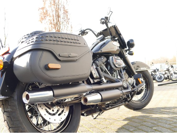 HARLEY-DAVIDSON HERITAGE CLASSIC 114, 0009334
