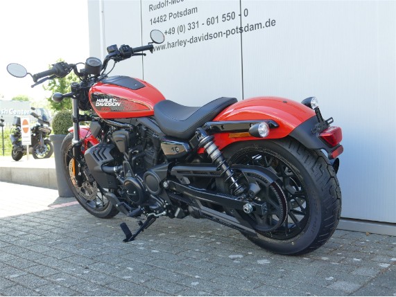 HARLEY-DAVIDSON NIGHTSTER, 0009858