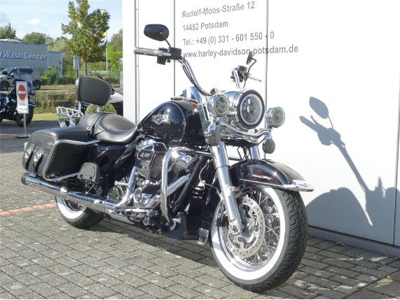 HARLEY-DAVIDSON ROAD KING CLASSIC 107, 0005952