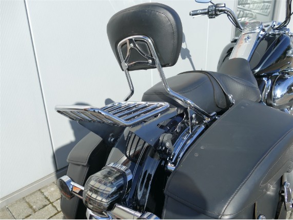 HARLEY-DAVIDSON ROAD KING CLASSIC 107, 0005952