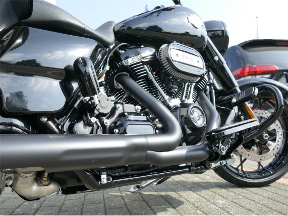 HARLEY-DAVIDSON ROAD KING SPECIAL, 0009613