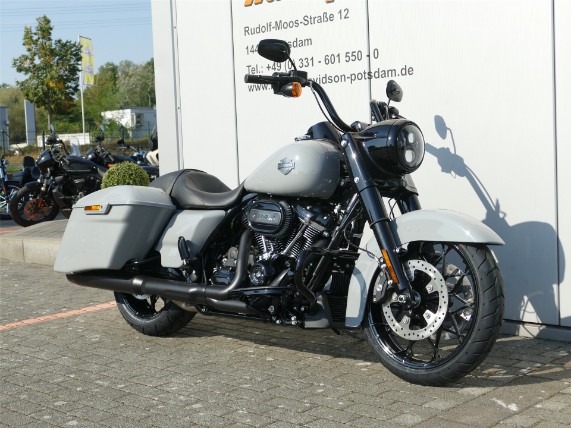 HARLEY-DAVIDSON ROAD KING SPECIAL, 0009933