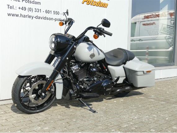 HARLEY-DAVIDSON ROAD KING SPECIAL, 0009933