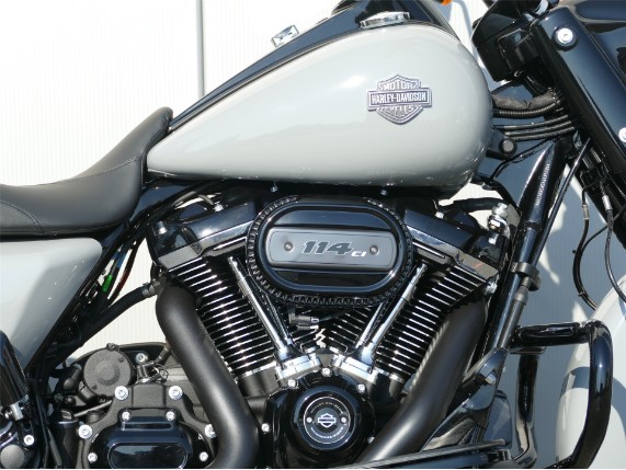 HARLEY-DAVIDSON ROAD KING SPECIAL, 0009933