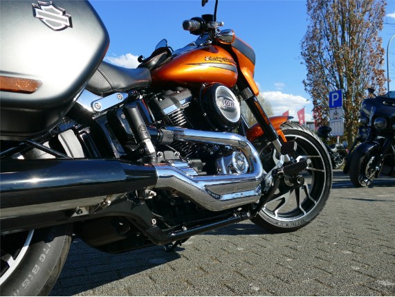 HARLEY DAVIDSON SPORT GLIDE, 0007104