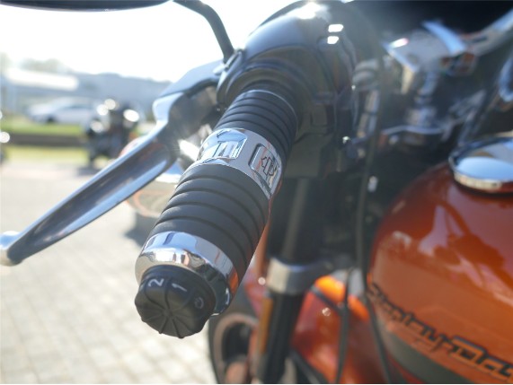 HARLEY DAVIDSON SPORT GLIDE, 0007104