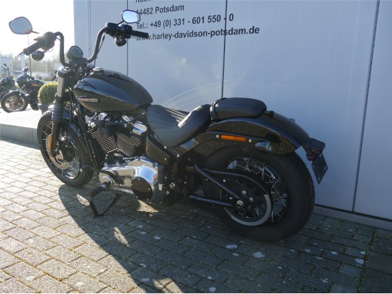 HARLEY DAVIDSON STREET BOB, 0009393
