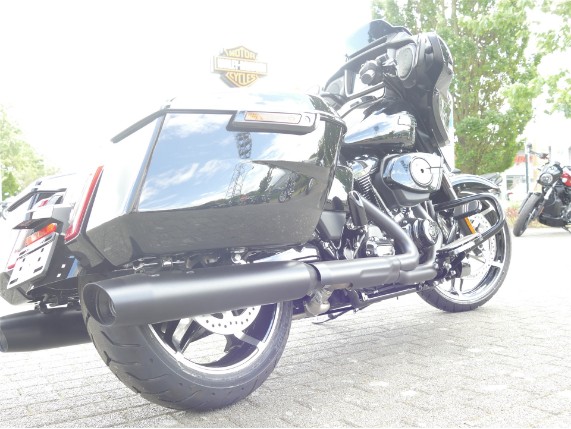 HARLEY DAVIDSON STREET GLIDE, 0009706