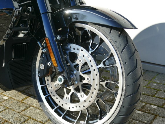 HARLEY-DAVIDSON STREET GLIDE LIMITED, 0009726