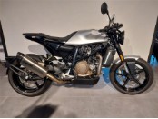 701 VITPILEN