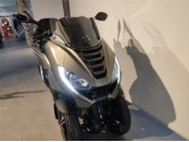 Metropolis 400 SW NEUWERTIG