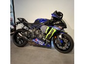 YZF R1