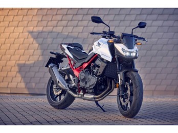 CB750 Hornet NEU