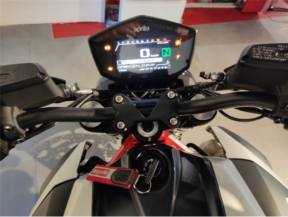 Aprilia Shiver 900, 0038184