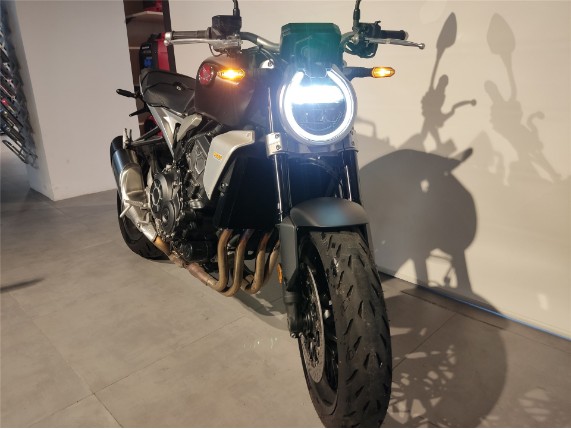 HONDA CB1000R SCHECKHEFT 1
