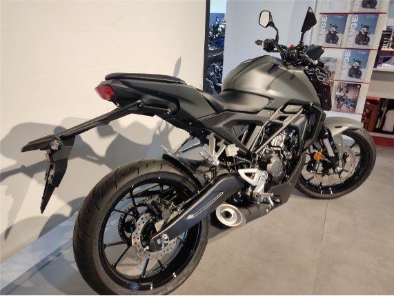 HONDA CB125R NEU 2026, 0038119