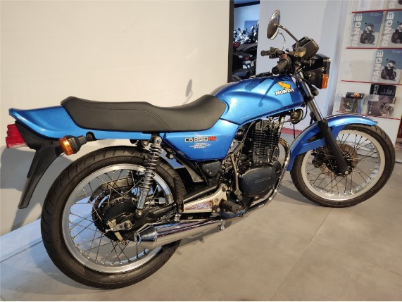 Honda CB250RS Oldtimer, 0036782