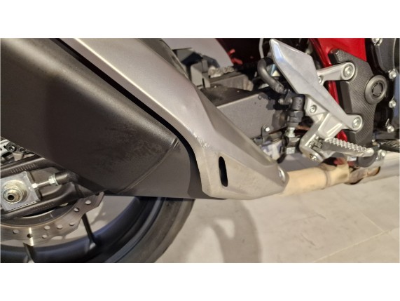 HONDA CB750 Hornet, JH2RH12AXPK001710