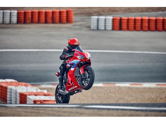 HONDA CBR650R Leasing, ONLINE
