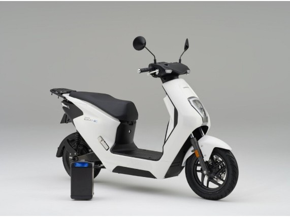 HONDA EM1 Elektro Roller Leasing, ONLINE