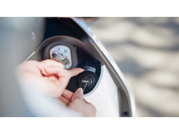 HONDA EM1 Elektro Roller Leasing, ONLINE