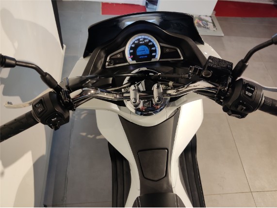 Honda PCX125, ZDCJF57A0FF020942
