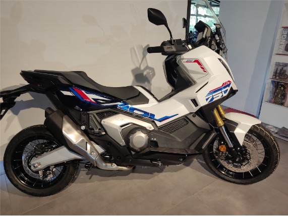 HONDA X-ADV750 NEU 2026, 0038118
