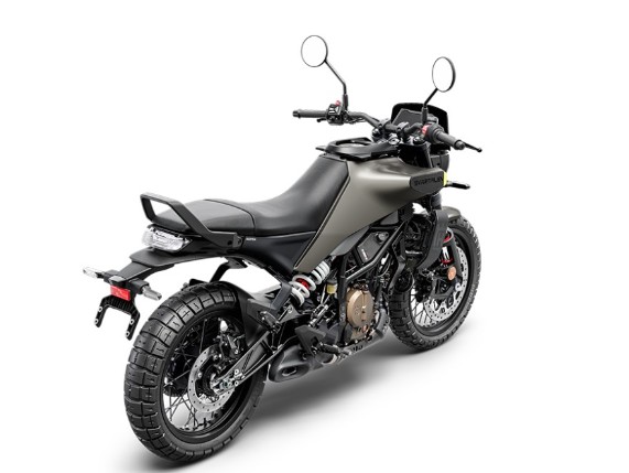 HUSQVARNA SVARTPILEN 125 2024, ONLINE