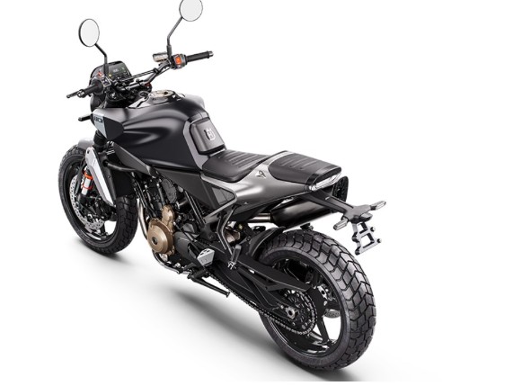 HUSQVARNA SVARTPILEN 801, ONLINE