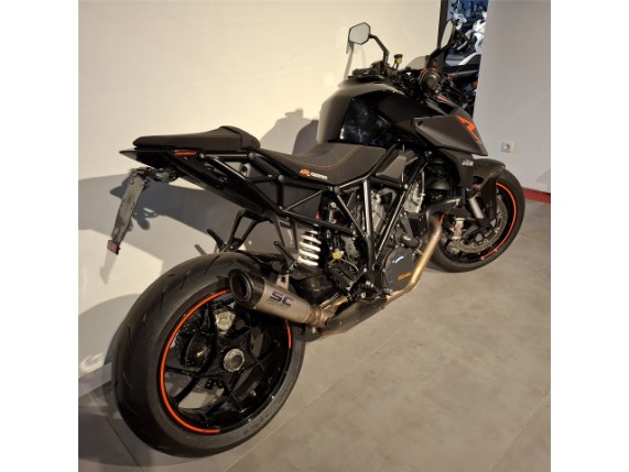 KTM 1290 Super Duke R, VBKV39403JM903201